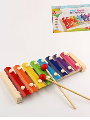 Wooden eight-note xylophone