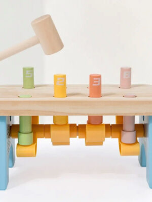 Pounding early learning toy